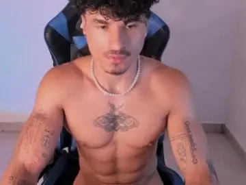 Chaturbate Sex Cam of thomas_fit1