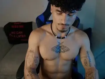 Chaturbate Live Sex Cam of thomas_fit1