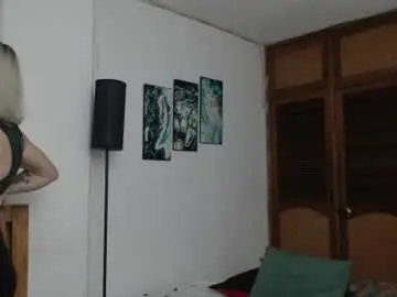 Chaturbate Watch Live Sex Cams of alicee_logan_