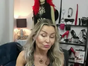 Chaturbate Adult Video Chat of crystalxohotty