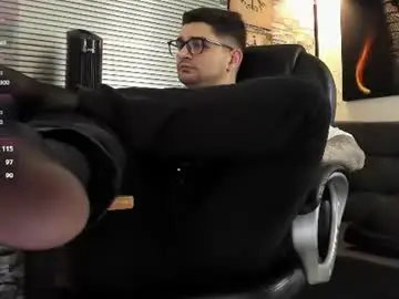 Chaturbate Watch Live Sex Cams of nicolass_fellener
