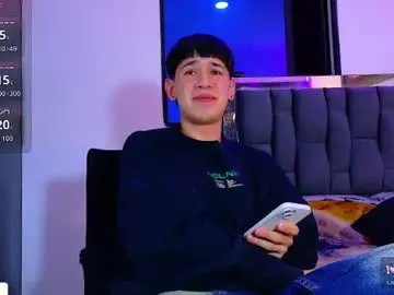 Chaturbate Best live sex cam show of twink_daren