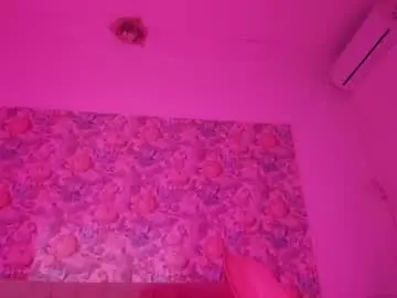 Chaturbate Live Sex Cam of illegal_lorry