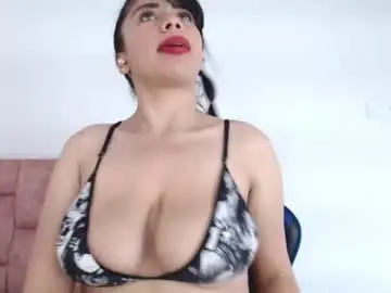Chaturbate Live Sex Cam of valentinaof