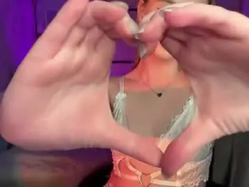 Chaturbate Watch Live Sex Cams of itsevedarkside_
