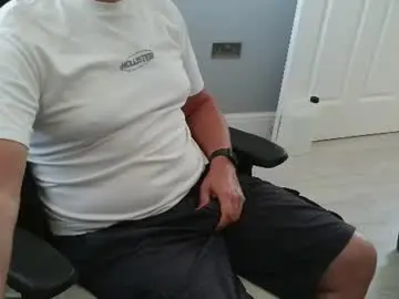 Chaturbate Live Sex Cam of rich_uk56