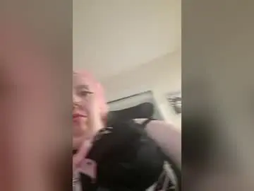 Chaturbate Private Sex Chat of sexyemoprincess