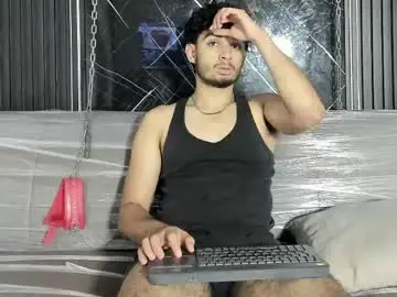 Chaturbate Free Porn Cam of lucasthomson_