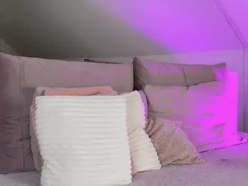 Chaturbate Live Sex Cam of sabrinasuttons