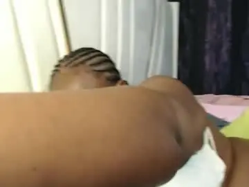 Chaturbate Adult Webcam of lunabloom01