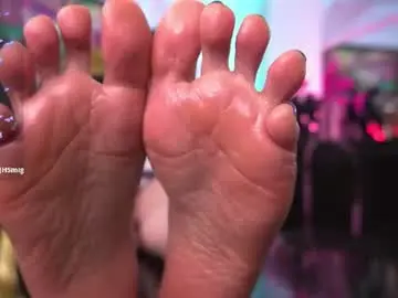 Chaturbate Live Sex of elinne_hendrix_