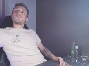 Chaturbate Live Sex Cam of pipecumr708