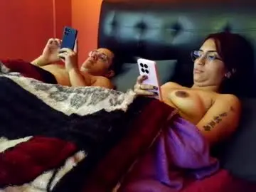 Chaturbate Adult Video Chat of max_and_lilu2