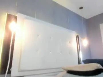 Chaturbate Live Sex Cam of ximenanoah