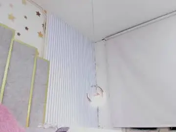 Chaturbate Live Porn of valen_petty