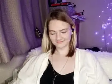 Chaturbate Live Sex Cam of shelliegoza