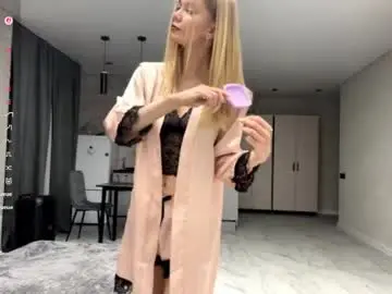 Chaturbate Watch Live Sex Cams of dewdropdoll
