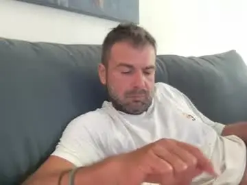 Chaturbate Live Sex Cam of mercedes190d