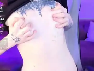 Chaturbate Adult Webcams of emma_kirks