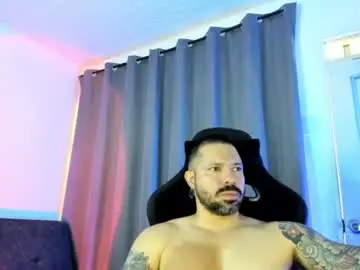 Chaturbate Live Sex Cam of pierrevidal