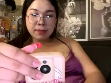 Chaturbate Best live sex cam show of foxieeealona
