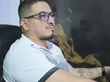 Chaturbate Live Sex Cam of sir_dante_