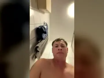 Chaturbate Live Porn of armyskater32