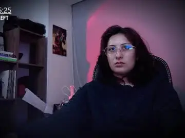 Chaturbate Live Sex Cam of scarlett_sen