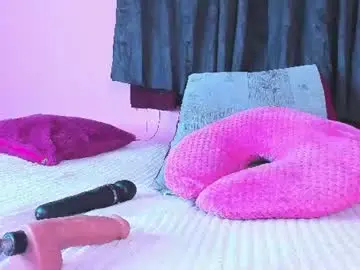 Chaturbate Watch Live Sex Cams of cloe_bridge
