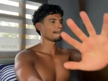 Chaturbate Adult Webcam of daniel0910s