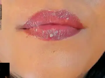 Chaturbate Live Sex of honey_mooon