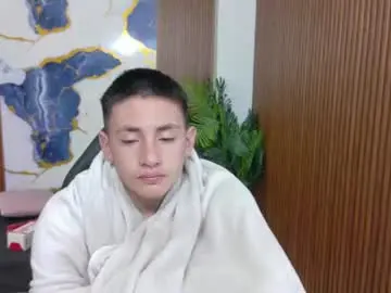 Chaturbate Watch Live Sex Cams of andres_tay