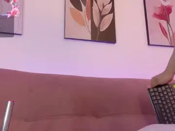 Chaturbate Free Porn Cam of helen_diaz1