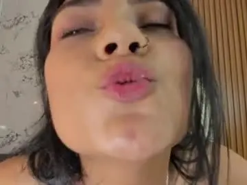 Chaturbate Watch Live Sex Cams of ninamartins