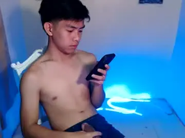 Chaturbate Sex Cam of clyde_twinkx