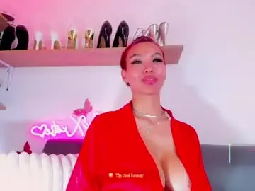 Chaturbate Watch Live Sex Cams of lia_tayllor1