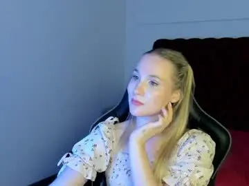 Chaturbate Sex Cam of elaravoltage