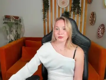 Chaturbate Sex Chat of elaravoltage