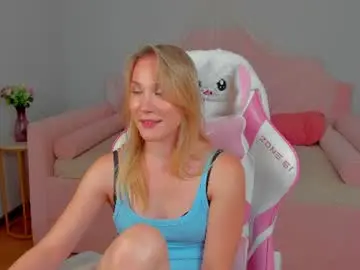 Chaturbate Live Porn of elaravoltage
