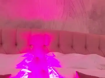 Chaturbate Adult Video Chat of nikaflowers