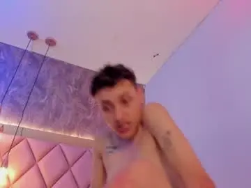 Chaturbate Live Porn of megan_and_clohe
