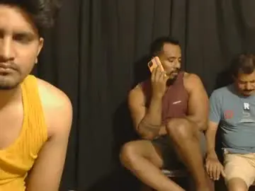 Chaturbate Nude Webcam of indiandesiguys2023