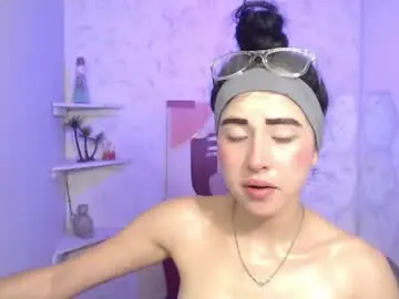 Chaturbate Live Sex Cam of melodi_velasquez