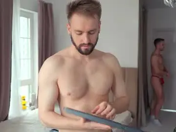 Chaturbate Best live sex cam show of muscularfriend