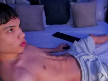 Chaturbate Best live sex cam show of sebax_00