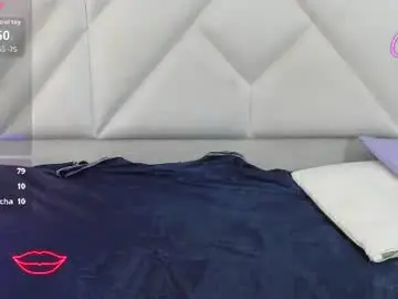 Chaturbate Live Sex Cam of aiithana_tay