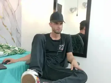 Chaturbate Best live sex cam show of kingoftemptation