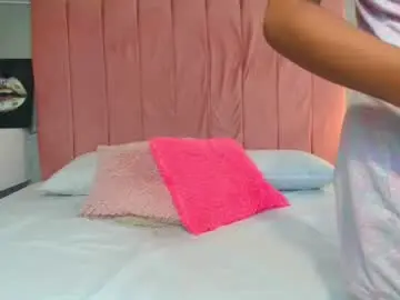 Chaturbate Live Porn of barbie_lorens