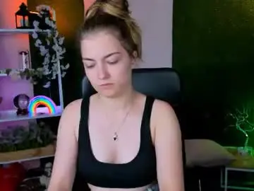 Chaturbate Private Sex Chat of elyra_lir