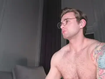 Chaturbate Nude Webcam of waynemiller_